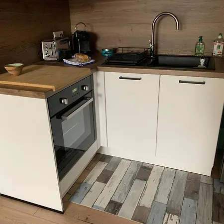 Charment Duplex - アパート *